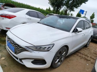 20年现代LAFESTA 菲斯塔小型车