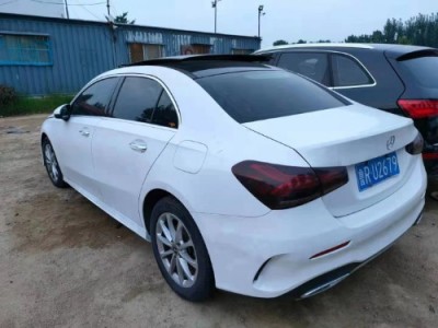 20年奔驰A级小型车