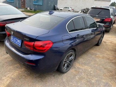 18年宝马宝马1系小型车