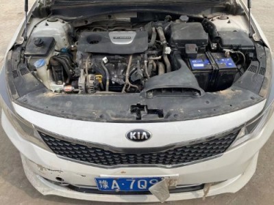 16年起亚起亚K5小型车