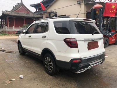17年长安长安CS75小型车