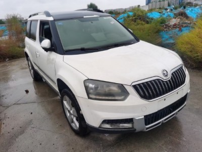14年斯柯达野帝小型车
