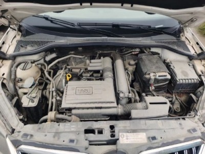 14年斯柯达野帝小型车