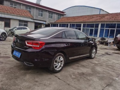 14年DSDS 5小型车