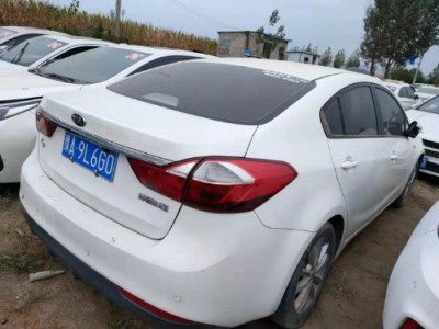 18年起亚起亚K3小型车