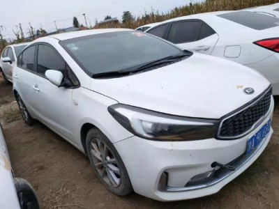 18年起亚起亚K3小型车