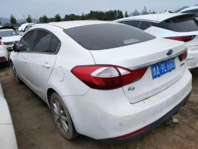 18年起亚起亚K3小型车