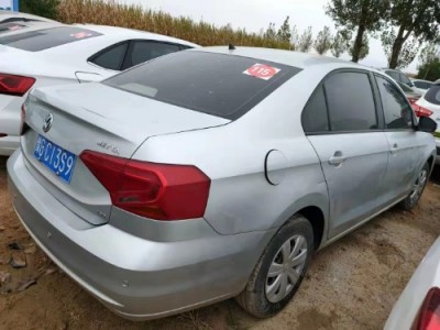 17年大众捷达小型车
