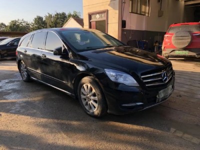 17年奔驰奔驰R级小型车