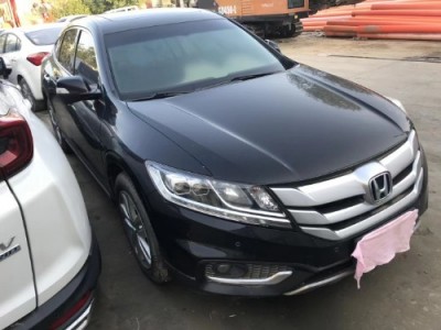 16年本田歌诗图小型车