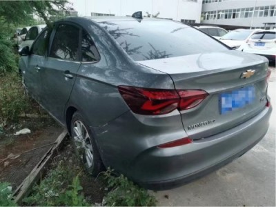 21年雪佛兰科鲁泽小型车