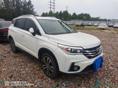 17年广汽传祺传祺GS4小型车