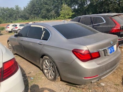 13年宝马宝马7系小型车