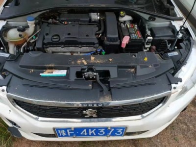 18年标致标致301小型车