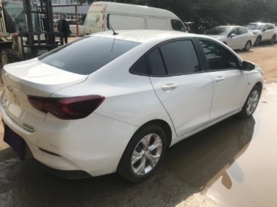 20年雪佛兰科沃兹小型车