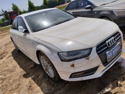 14年奥迪奥迪A4L小型车