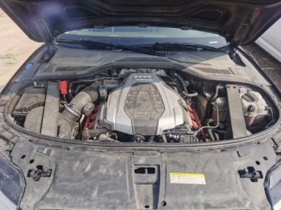 15年奥迪奥迪A8L小型车