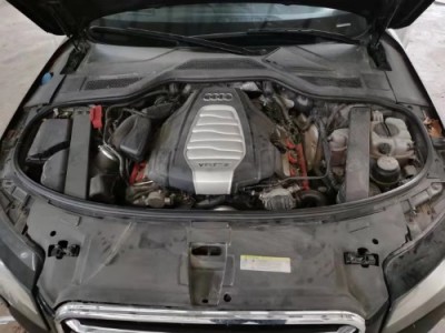12年奥迪奥迪A8L小型车