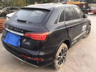 16年众泰众泰SR7小型车