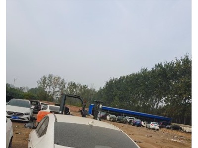 18年现代领动小型车