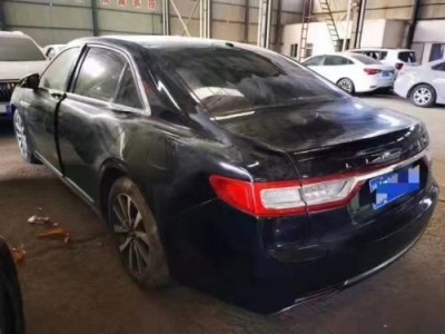 18年林肯大陆小型车