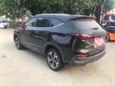 21年江淮思皓A5小型车