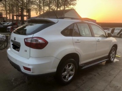 11年比亚迪比亚迪S6小型车