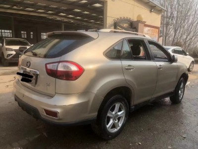 14年比亚迪比亚迪S6小型车