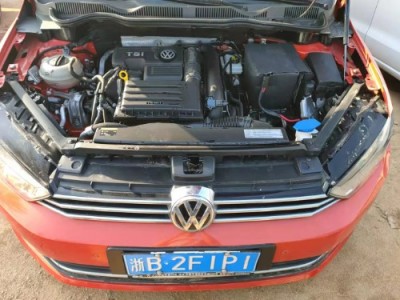 17年大众高尔夫·嘉旅小型车