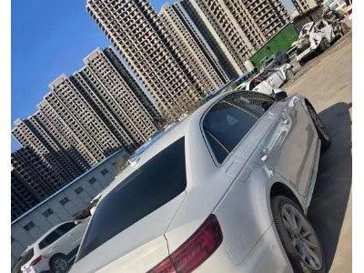 19年奥迪奥迪A4L小型车