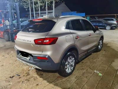19年宝沃宝沃BX5小型车