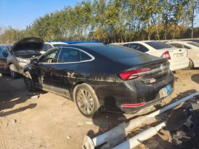 21年别克君越小型车