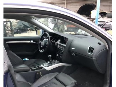 15年奥迪奥迪A5小型车