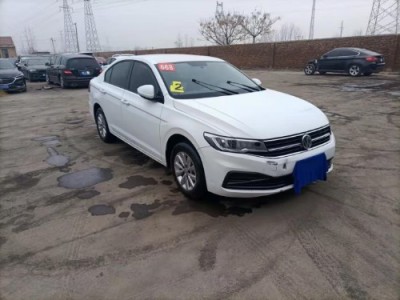 20年大众宝来小型车
