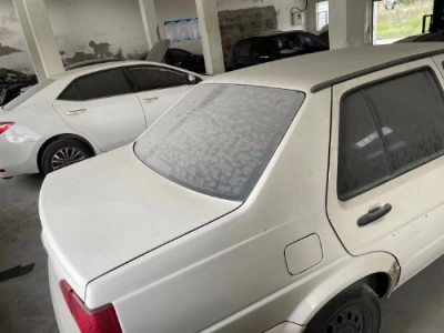 11年大众捷达小型车