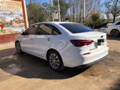 20年雪佛兰科鲁泽小型车