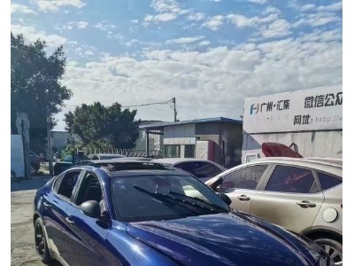 19年阿尔法·罗密欧阿尔法·罗密欧Giulia小型车