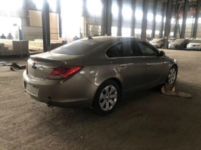 11年别克君威小型车