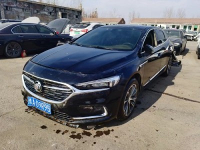 21年别克君越小型车