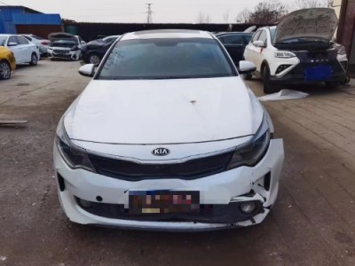 17年起亚起亚K5小型车