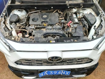 21年丰田RAV4荣放小型车