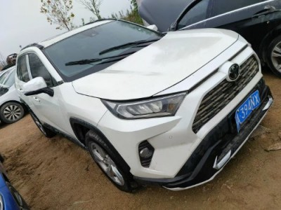 21年丰田RAV4荣放小型车