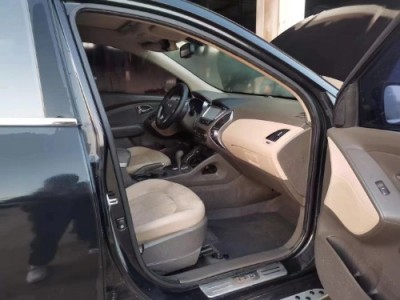 13年现代现代ix35SUV