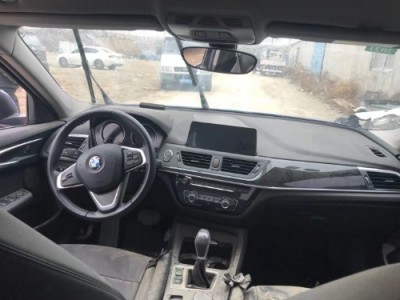 19年宝马宝马1系小型车