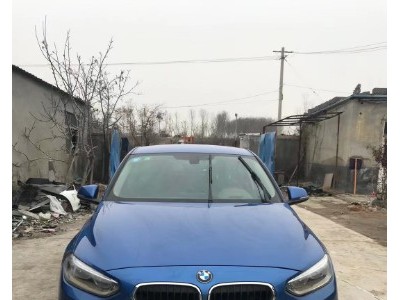 19年宝马宝马1系小型车