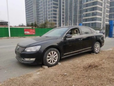 15年大众帕萨特小型车