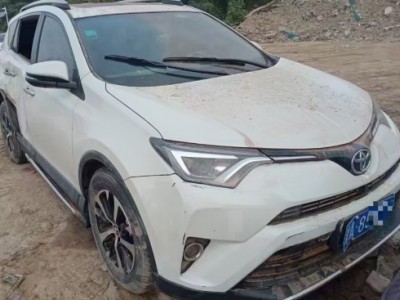 17年丰田RAV4荣放小型车