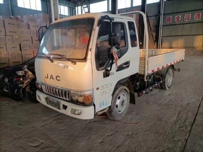 20年江淮悦悦小型车