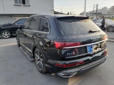 20年奥迪奥迪Q7小型车