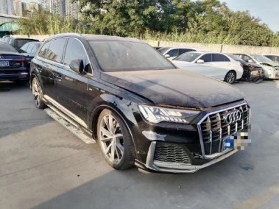 20年奥迪奥迪Q7小型车